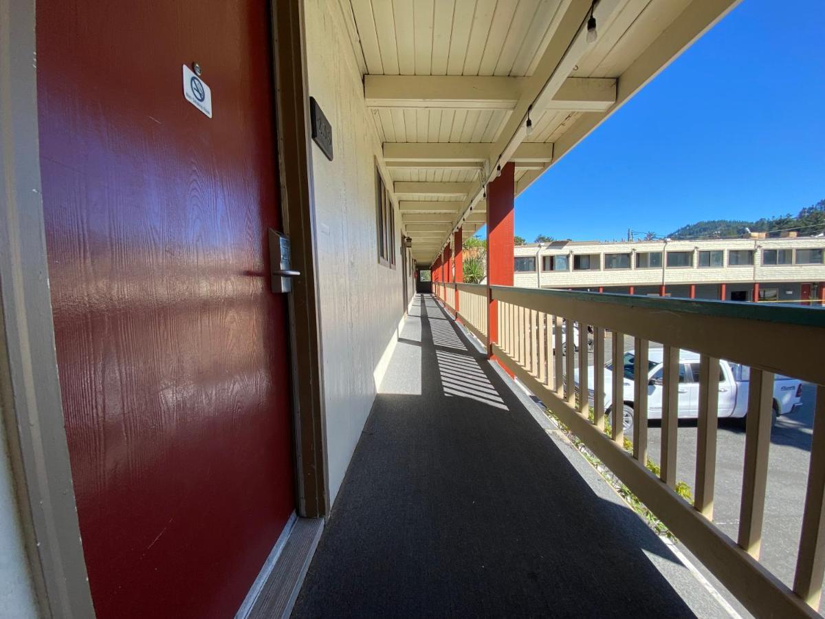 Beachcombers Inn Gold Beach Esterno foto